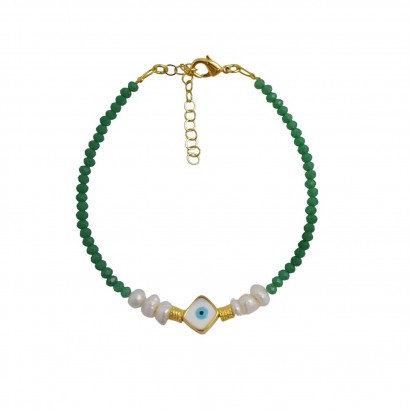 Handmade bracelet with green beads and gold plated eye motif
