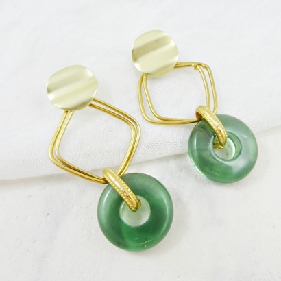 Γυναικεία σκουλαρίκια με πράσινη ροδέλα και κρεμαστά μοτίφ ρόμβους