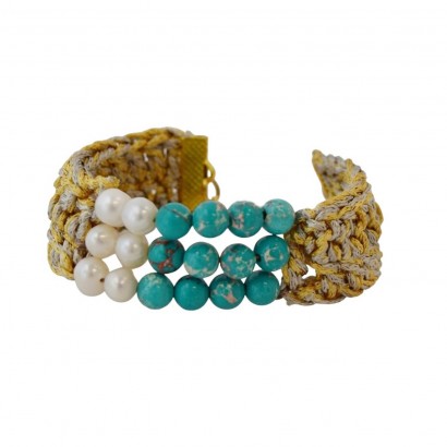 Handmade knitted bracelet with natural turquoise stones and natural pearls