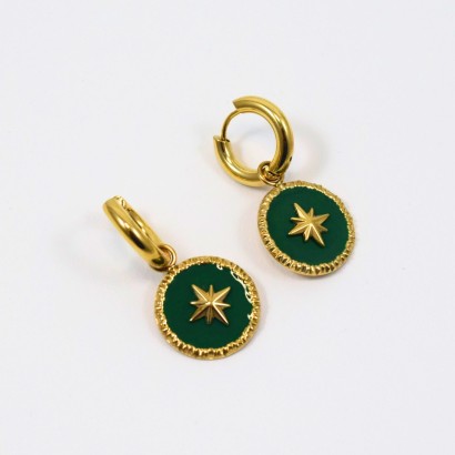Σκουλαρίκια με πράσινο σμάλτο και λεπτομέρεια αστέρι